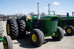 John Deere 5020 med V8