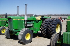 John Deere 5020 med V8